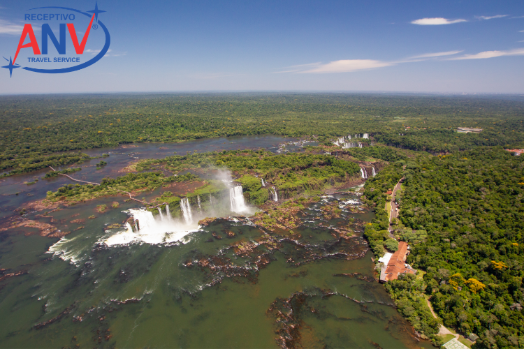 Parque Nacional do Iguaçu, imagem aérea das Cataratas do Iguaçu